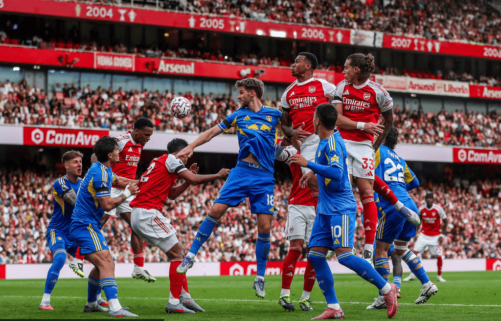 佛罗伦萨阵容齐整，轻松战胜对手