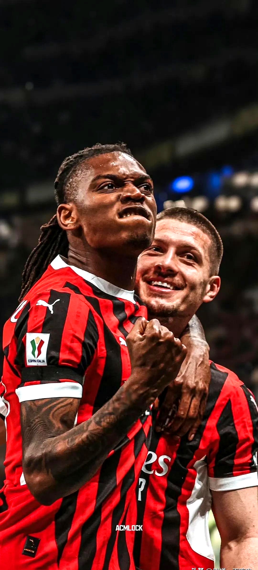 包含AC米兰不敌那不勒斯，遗憾失利在铁杆的词条