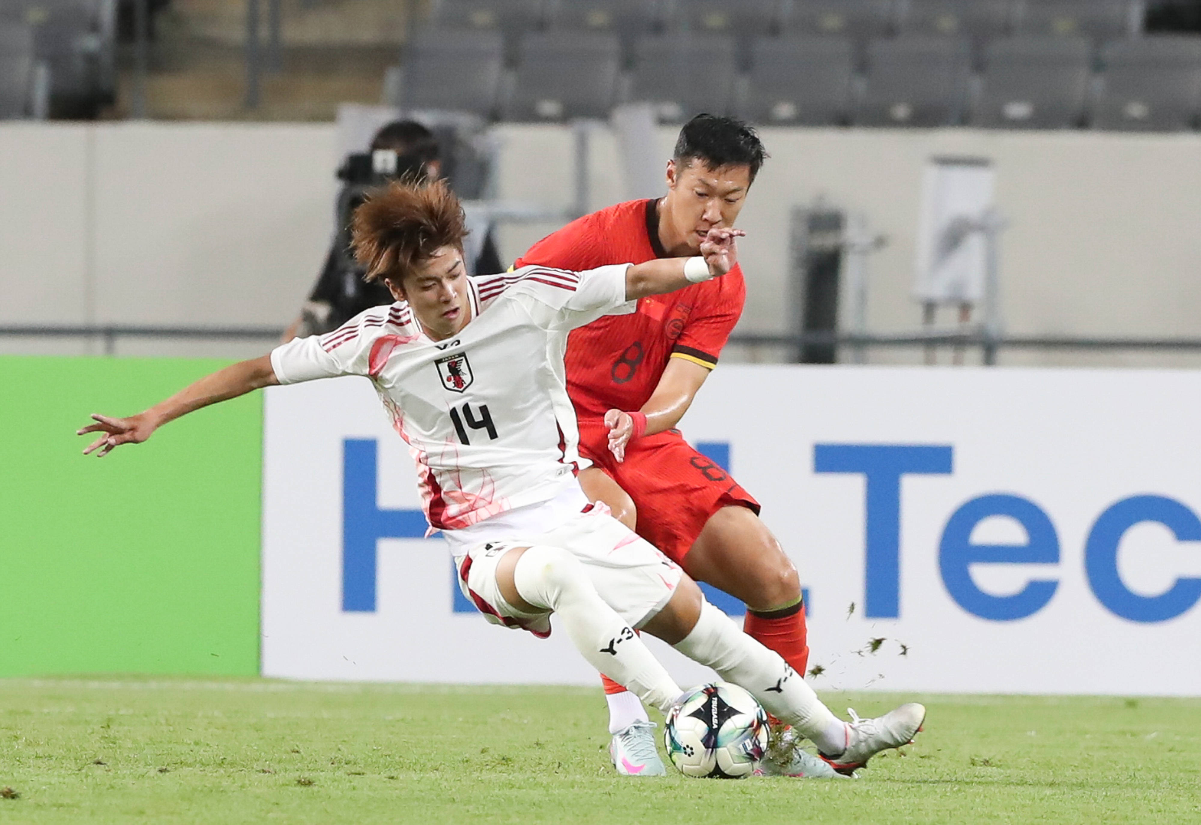 东亚杯小组赛战况一览，出人意料