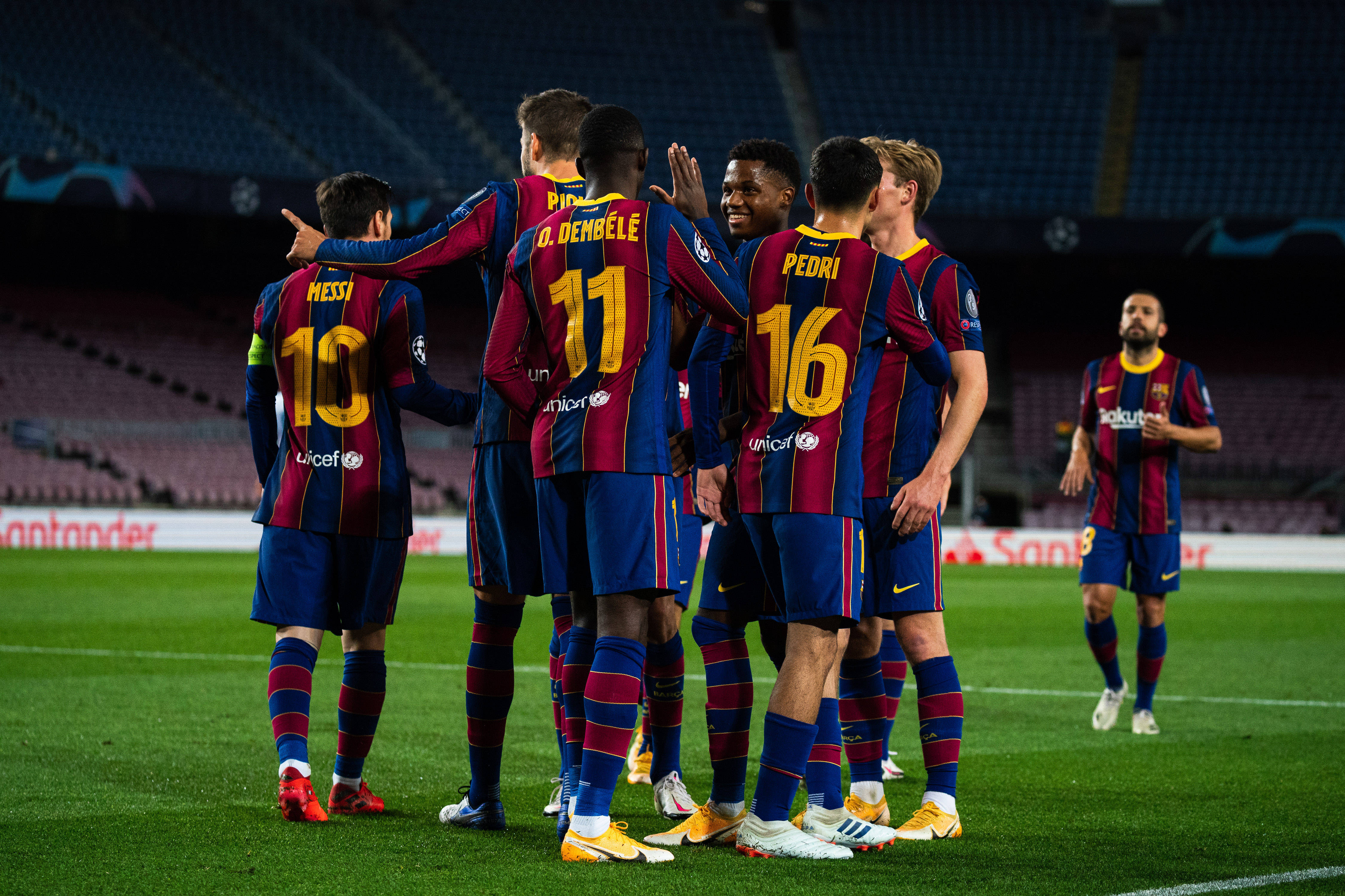 西甲热门球队展现实力,备战欧冠赛场 西甲热门球队展现实力,备战欧冠赛场