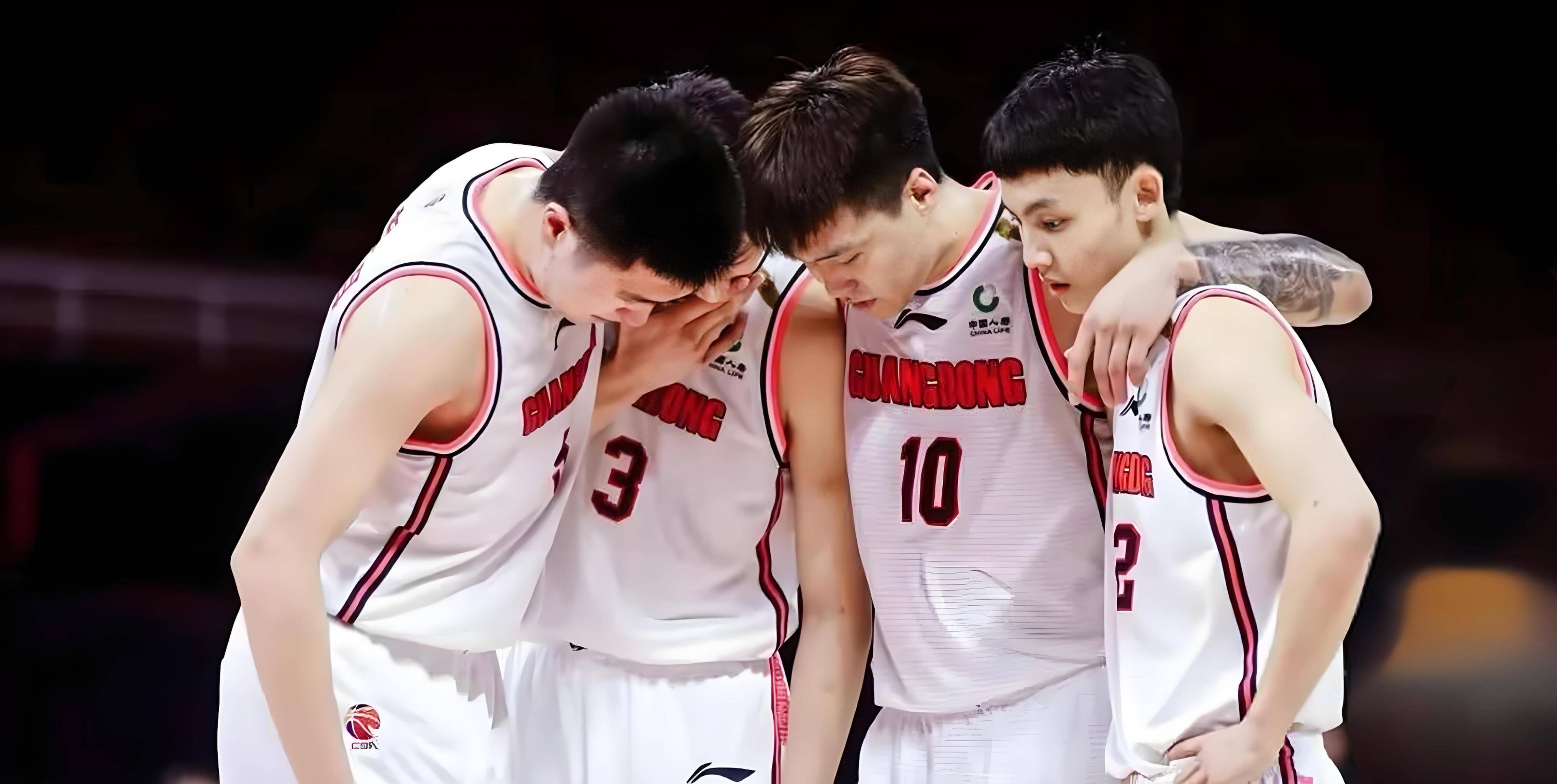 关于辽宁男篮强势击败对手,坚守榜首位置展现出统治地位的信息 关于辽宁男篮强势击败对手,坚守榜首位置展现出统治地位的信息