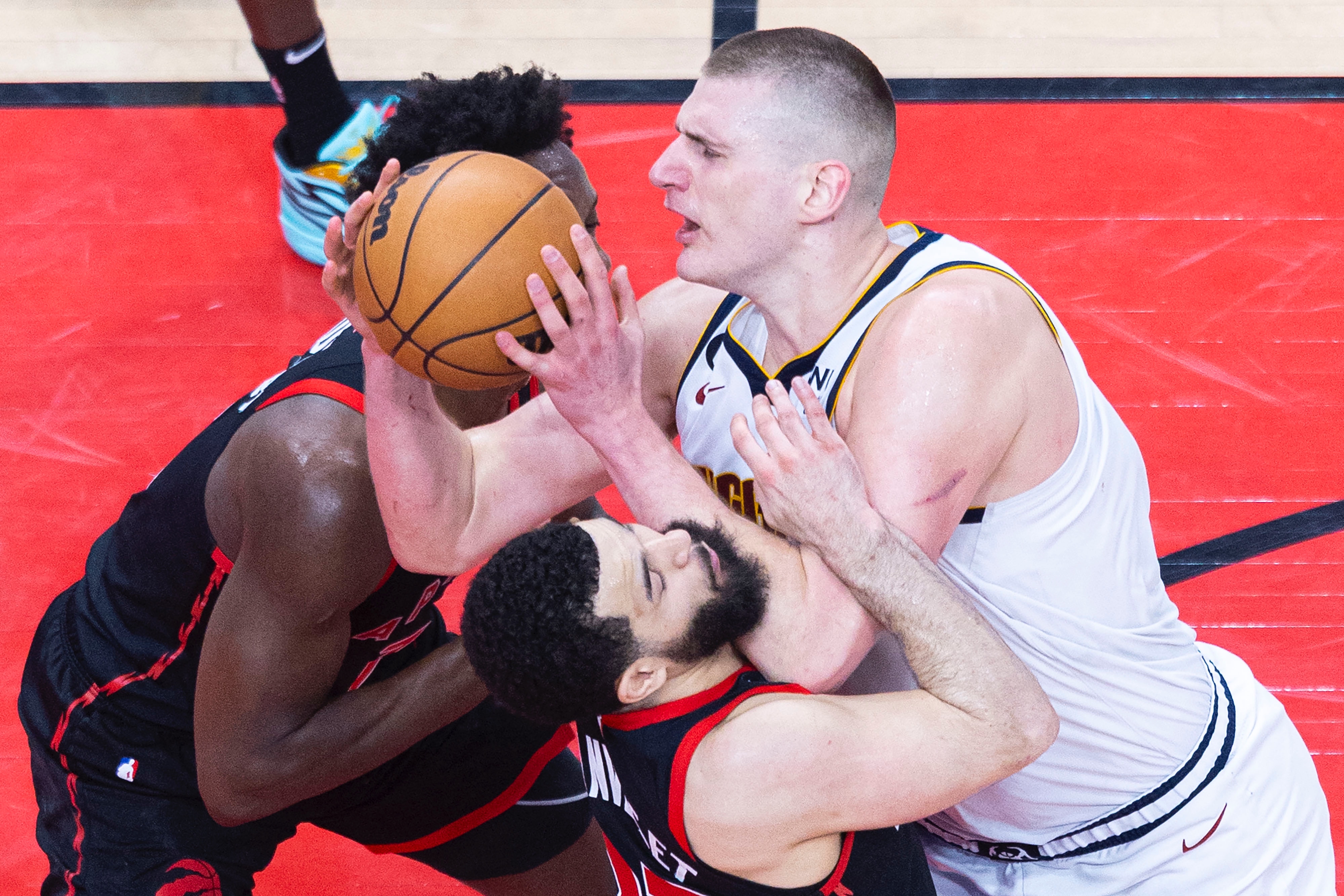 包含猛龙客场不敌篮网,失去三连胜的词条 包含猛龙客场不敌篮网,失去三连胜的词条