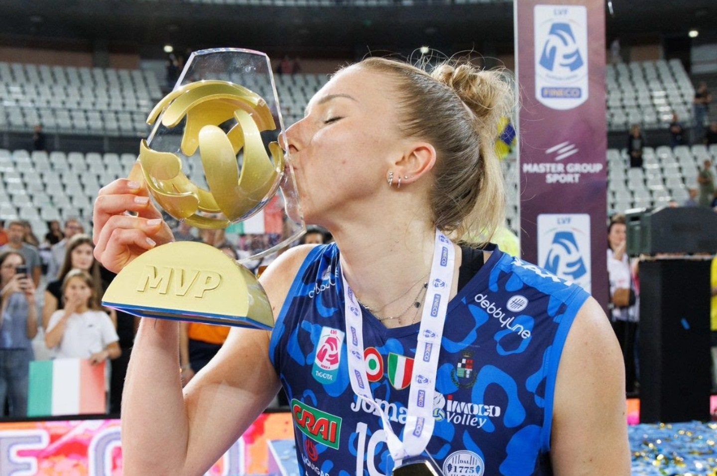 俄罗斯选手在女子排球赛中夺冠 俄罗斯选手在女子排球赛中夺冠