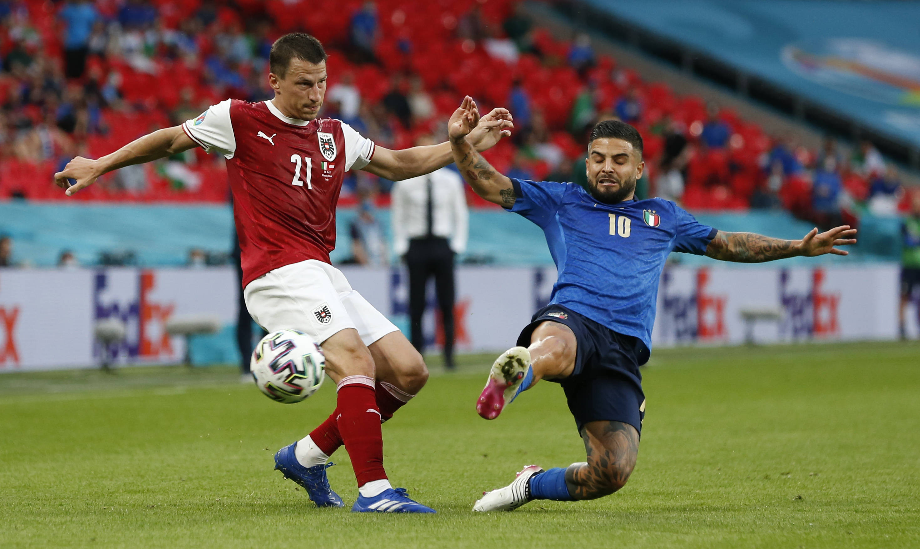 包含平局,尤尔季奇奉献进球的词条 包含平局,尤尔季奇奉献进球的词条