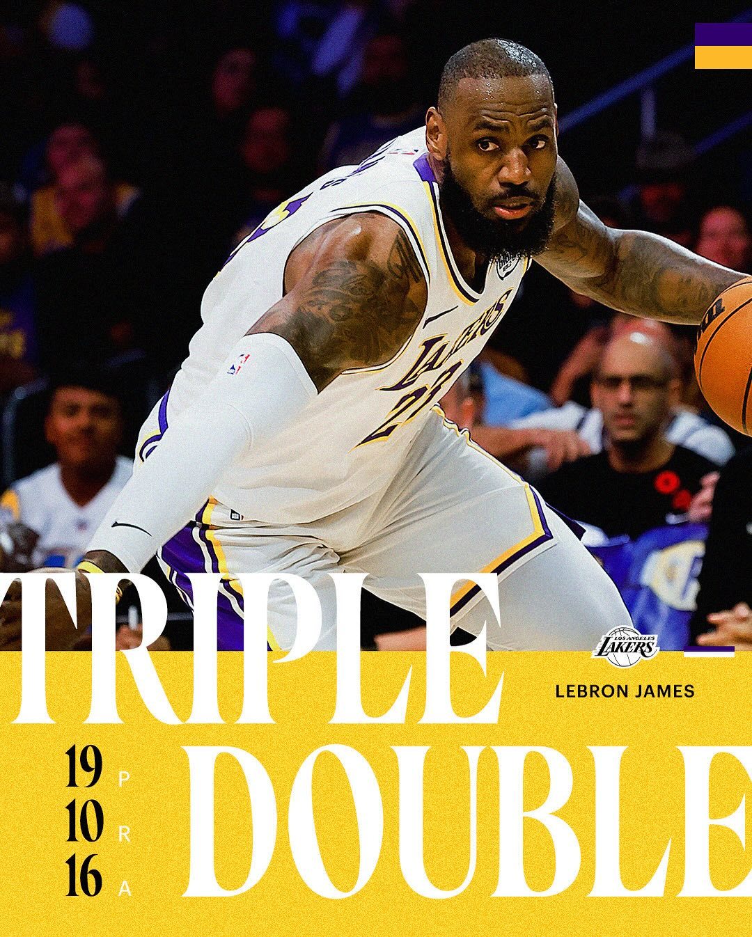 包含湖人客场逆转掘金，取得关键胜利的词条