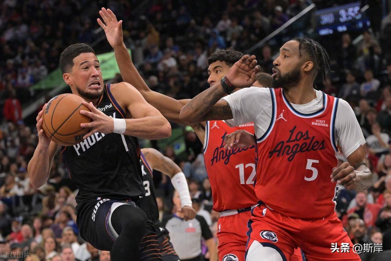 包含爵士大胜老鹰锁定胜势，米切尔稳定发挥进攻不可阻挡的词条