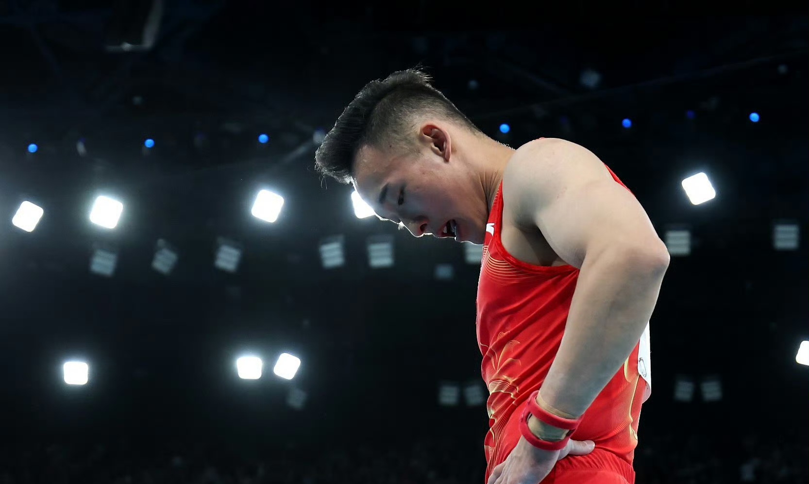 独创绝技,运动员赢得阵阵掌声 独创绝技,运动员赢得阵阵掌声