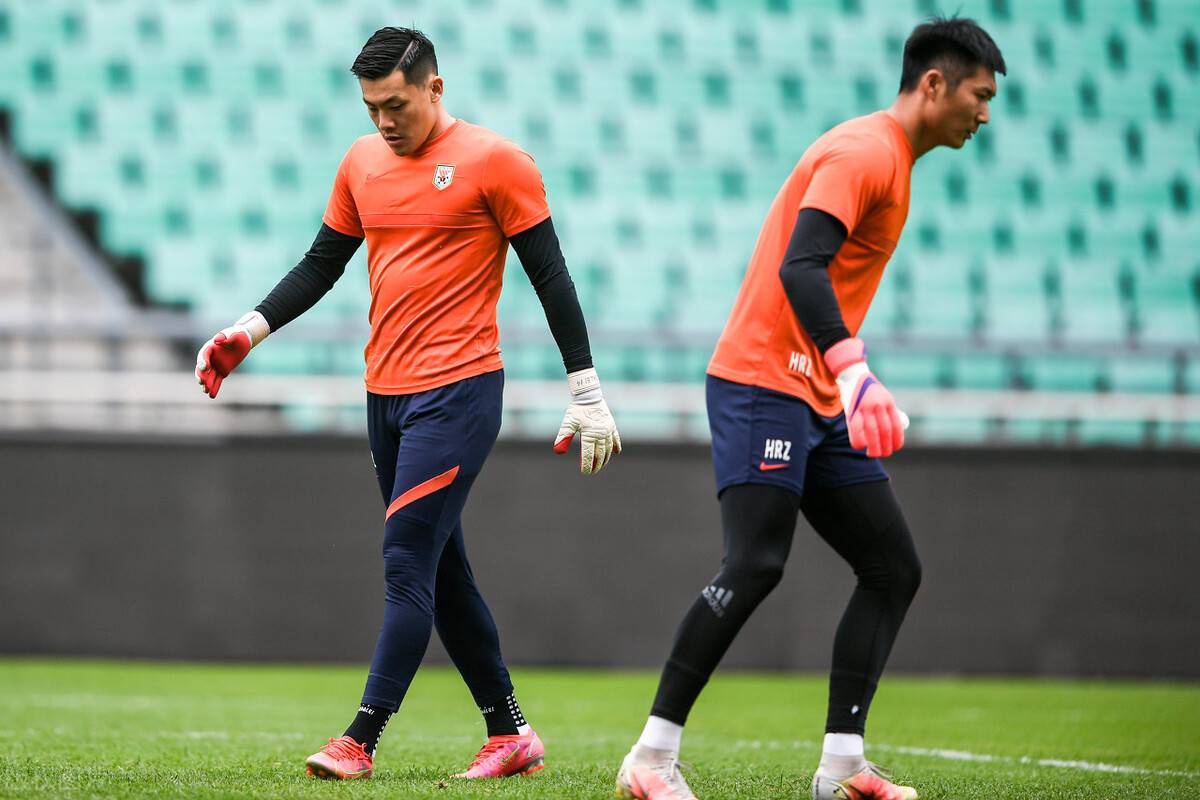 广东队凭借高顺位打败重庆队，实力有增