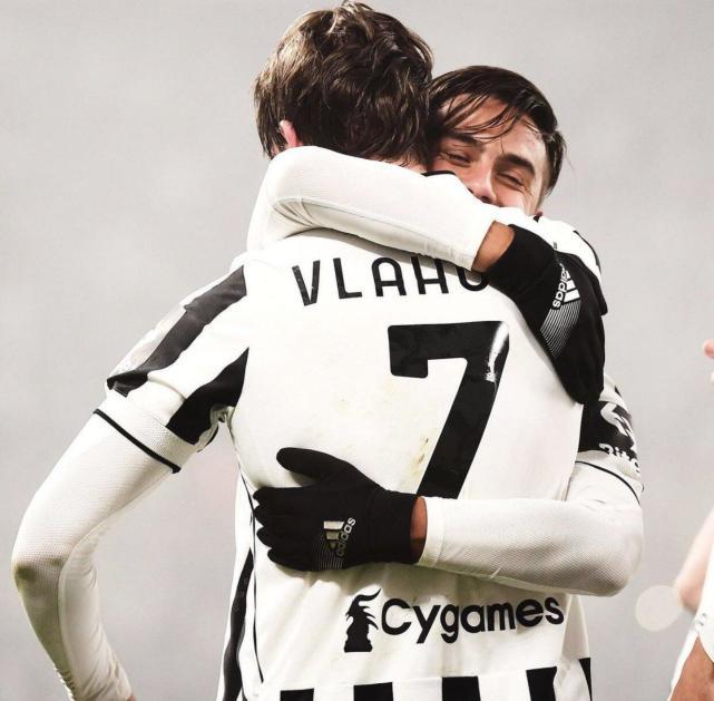 包含罗马绝杀多特蒙德，伊布统治全场的词条