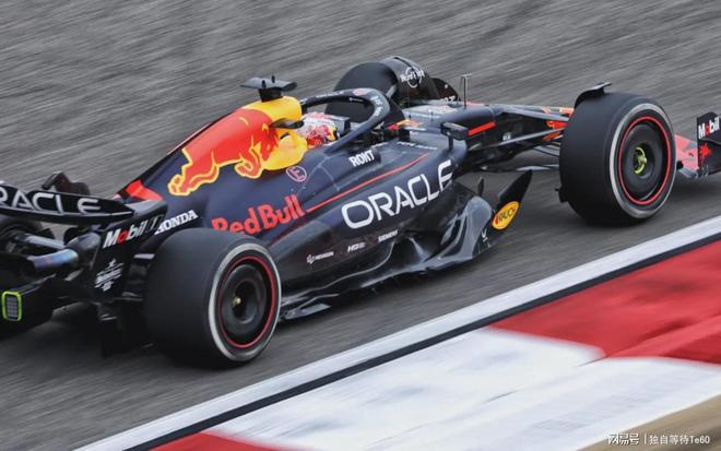 包含红牛车队横扫红牛二队,汉密尔顿状态火热的词条 包含红牛车队横扫红牛二队,汉密尔顿状态火热的词条