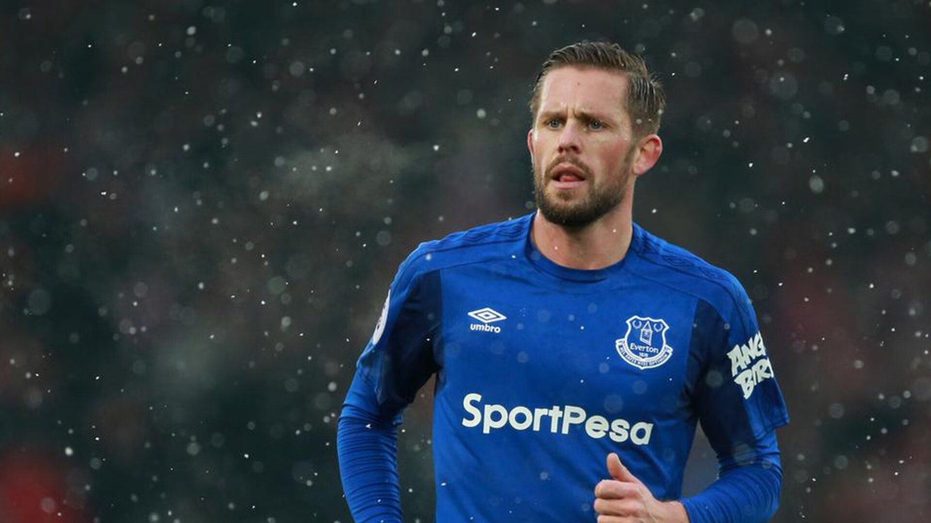 绝境铸就英雄，库里关键一击，浙江队险胜老鹰